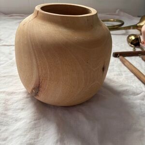 Natural Mango Wood Vase - Brown